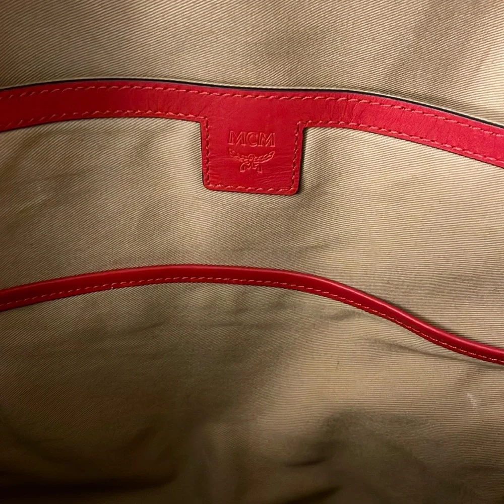 MCM Medium Stark Visetos Stylish Backpack - Picture 7 of 14